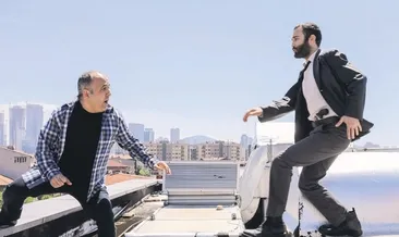 Taban tabana zıt iki polis