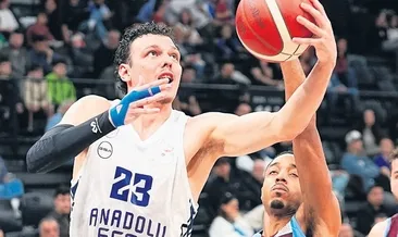 Efes, Trabzon’u yendi hedefi 12’den vurdu