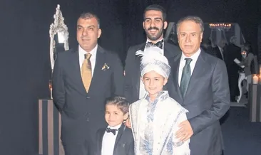 Yıldız geçitli sünnet töreni