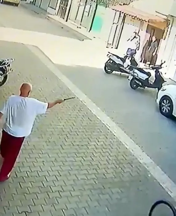 HÜDA PAR’a alçak saldırıda yeni gelişme! Saldırganın ifadesi ortaya çıktı: İçimden bir ses, ‘Git, bunları öldür’ dedi