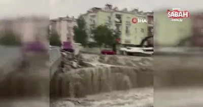 Esenyurt’ta şiddetli yağış taşkınlara yol açtı | Video