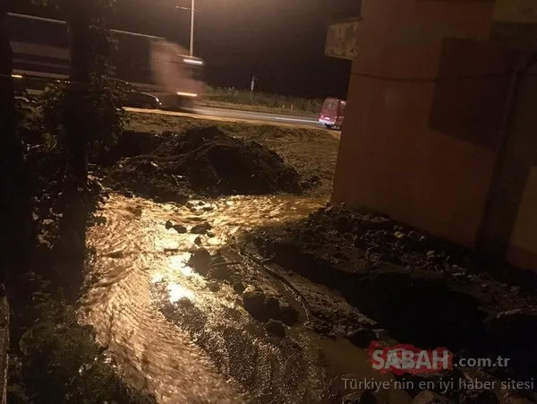 Trabzon'daki şiddetli sağanak Araklı ve Arsin'de hasara yol açtı