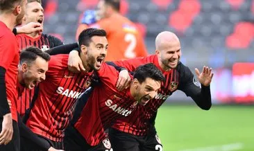 4 gollü maçta gülen Gaziantep oldu! Erol Bulut, Volkan Demirel’i üzdü