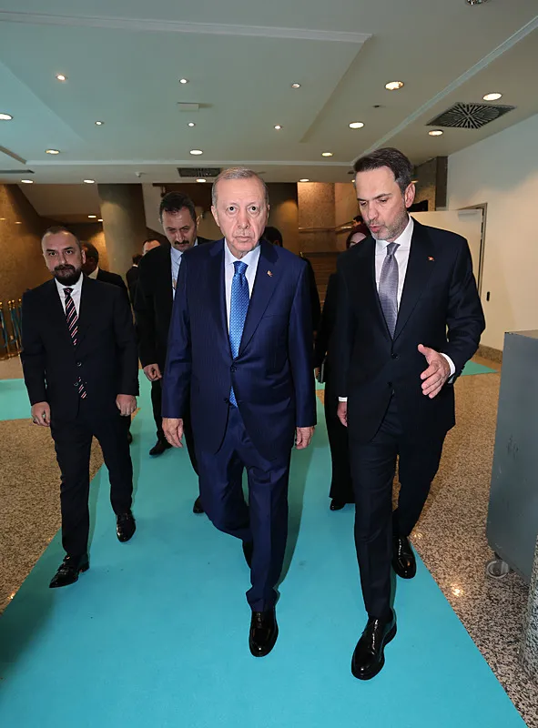 baskan-erdogan-turkiye-enerji-denkleminde-stratejik-yerde-1746191675941.jpeg