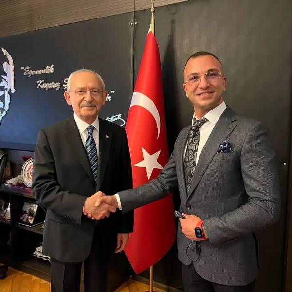 baba-adliyeye-sevk-edildi-chp-uyesi-oglunun-sorgusu-suruyor-vicdanim-sizliyor-1676288982383.jpg