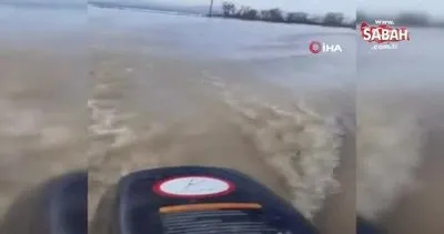Meriç Nehri’nde taşkın alarmı: Köy halkı kayıkla geziyor | Video