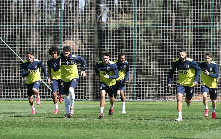 Fenerbahçe’de Konyaspor maçı için 6 değişiklik!