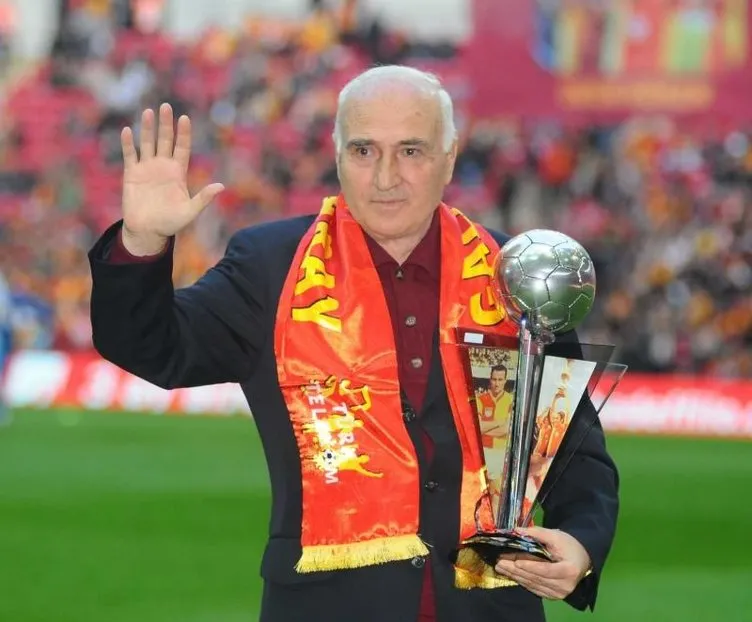 En çok kupa kazanan Türk futbolcular! Yıldız isimler zirveyi paylaştı...