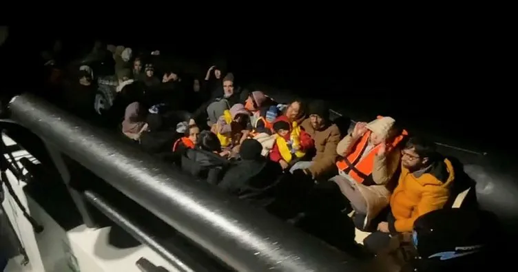 Balıkesir açıklarında 43 düzensiz göçmen kurtarıldı