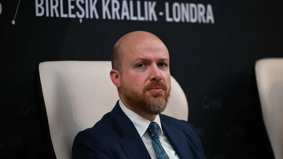 İlim Yayma Vakfı Mütevelli Heyeti Başkanı Bilal Erdoğan: “Türkiye güçlendikçe diaspora güçleniyor” İlim Yayma Vakfı Mütevelli Heyeti Başkanı Bilal Erdoğan: “Türkiye güçlendikçe diaspora güçleniyor”
