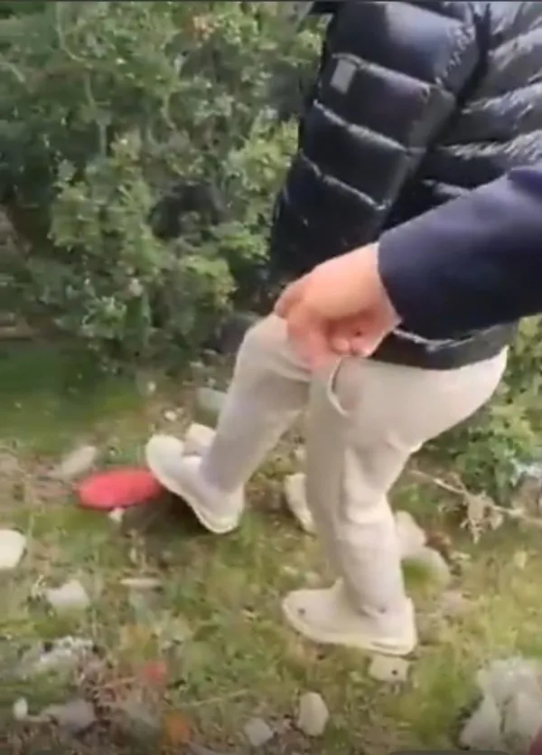 kubra-yapici-cinayetinde-yeni-gelisme-supheli-gosterdi-polis-buldu-suc-aleti-tabancayi-gomup-1778089096015.jpg Kübra Yapıcı cinayetinde yeni gelişme! Şüpheli gösterdi, polis buldu: Suç aleti tabancayı gömüp...