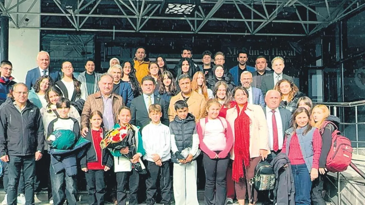 ‘Bizim Gök Kubbemiz’ projesiyle öğrenciler Hakkâri’de buluştu
