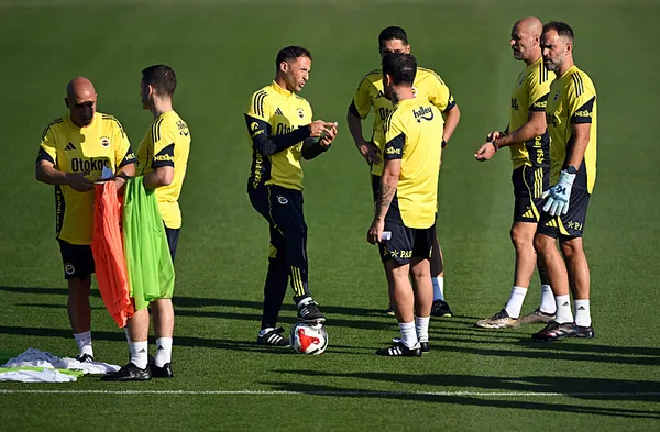 Domenico Tedesco’dan Fenerbahçe’ye ilk müdahale geldi! Mourinho’nun yaptığını yapmayacak...