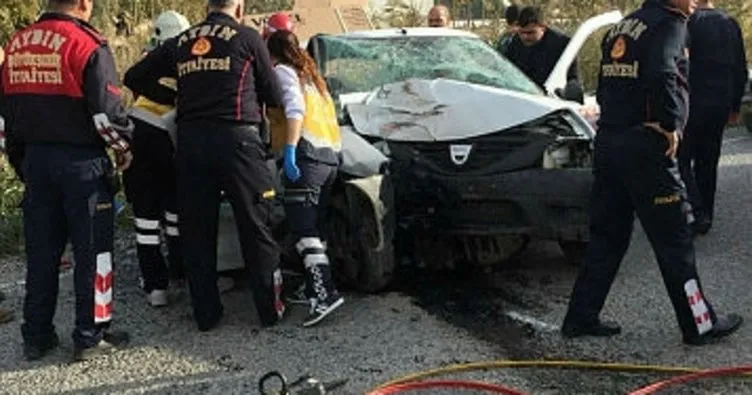 Aydın’da otomobil beton direğe çarptı: 2 yaralı