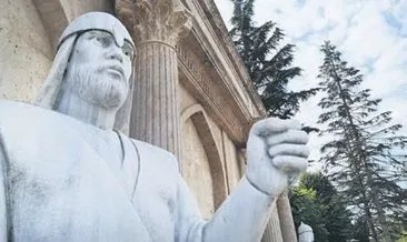 Asker heykelinin mızrağı çalındı #duzce Asker heykelinin mızrağı çalındı #duzce