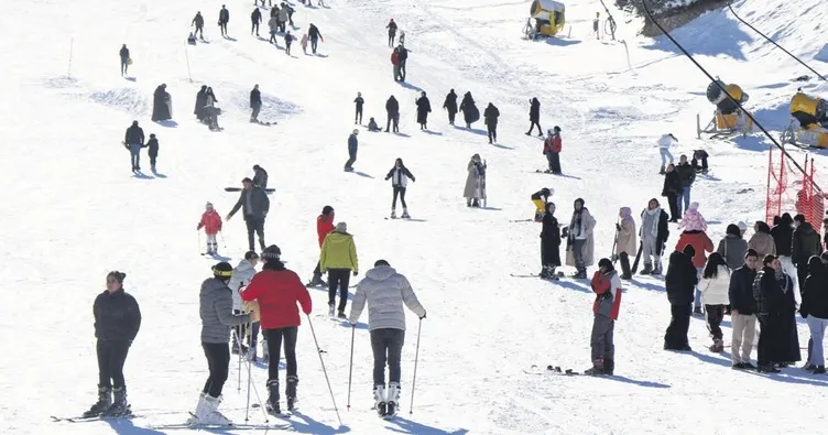 Ergan Kayak Merkezi’nde ziyaretçi rekoru