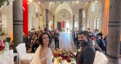 Gazeteci çift tarihi mekanda evlendi #gaziantep
