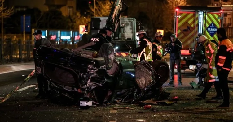 Şişli’de otomobil takla attı: 2 yaralı