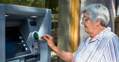 Emekli promosyon kampanyaları yenileniyor! Banka ödemeleri 7.750 TL’yi buldu: 2022 emekli maaşı taşıma için bu detaylara dikkat!