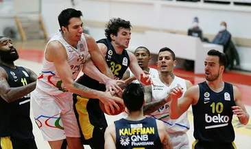 İzmir’de Fenerbahçe Beko kazandı