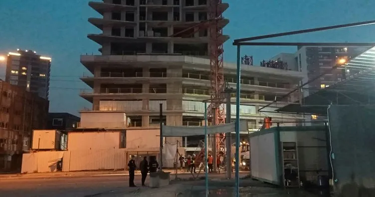 Son dakika: İzmir’de vinç devrildi! 6 kişi hayatını kaybetti