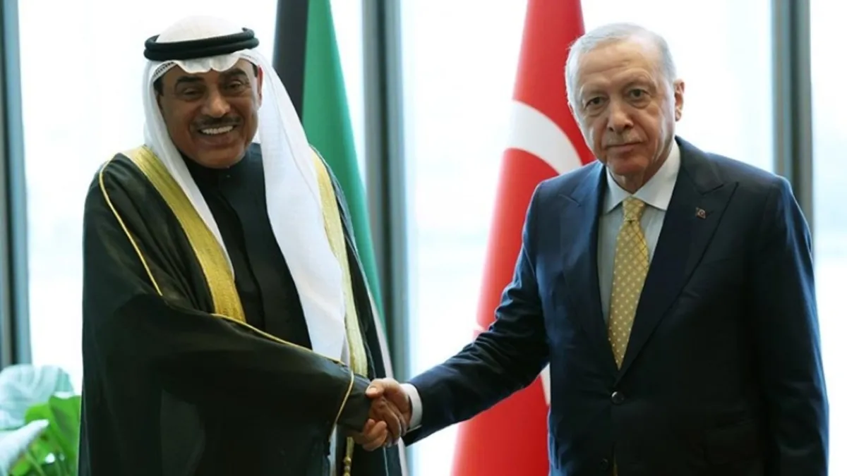 Başkan Erdoğan, Kuveyt Veliaht Prensi’yle görüştü! Dikkat çeken Gazze ve Somali mesajı Başkan Erdoğan, Kuveyt Veliaht Prensi’yle görüştü! Dikkat çeken Gazze ve Somali mesajı