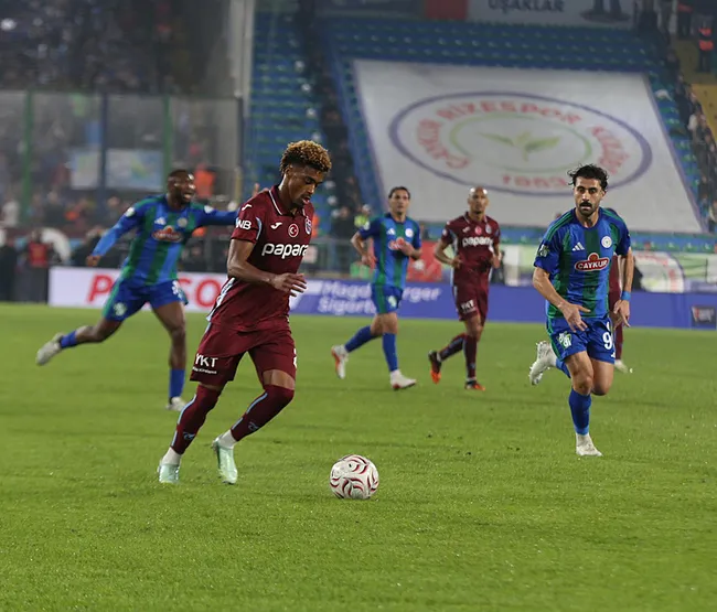 son-dakika-firtinadan-muhtesem-geri-donus-7-gollu-macta-kazanan-trabzonspor-1793037512729.jpg