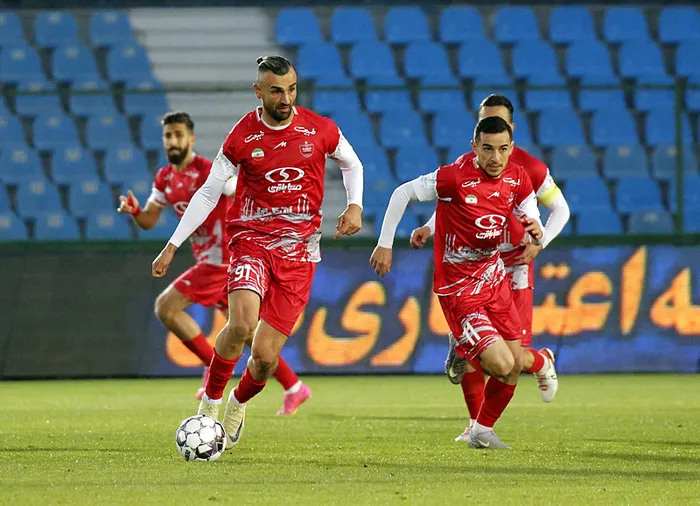 ismail-kartalin-calistirdigi-persepolis-al-nassr-ile-0-0-berabere-kaldi-1739817413577.jpeg