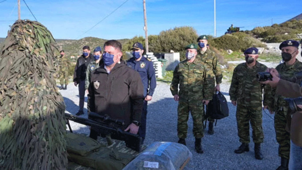 yunanistan-provokasyon-pesinde-turkiye-kiyilarina-yakin-adalara-tepki-ceken-ziyaretler-1644768082459.gif Yunanistan provokasyon peşinde! Türkiye kıyılarına yakın adalara tepki çeken ziyaretler...
