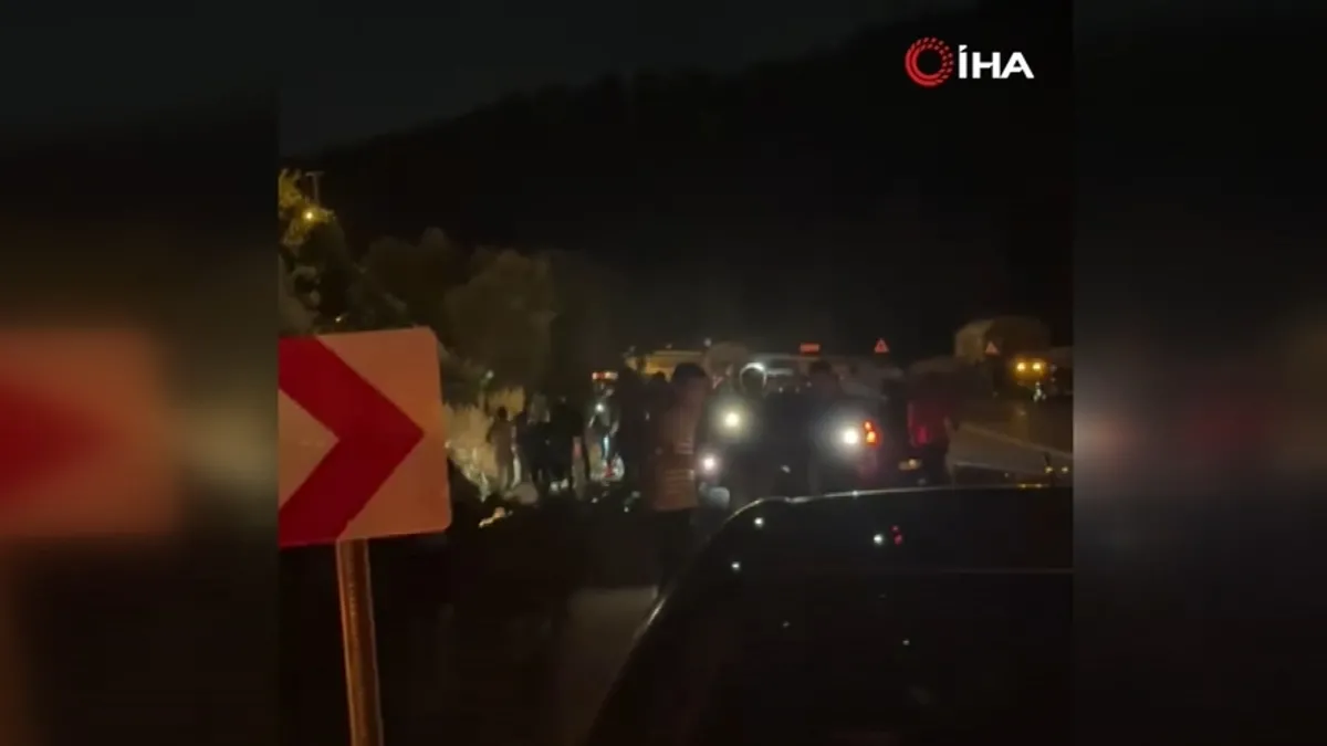 Burdur'da trafik kazası: 3 ölü, 6 yaralı