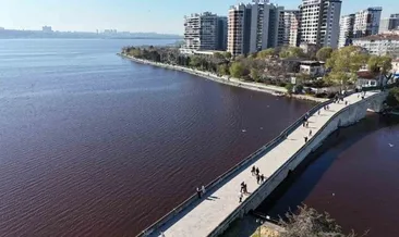 Küçükçekmece Gölü kırmızıya döndü #istanbul