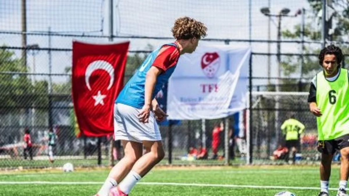 TFF, ABD'de futbolcu seçmesi yaptı