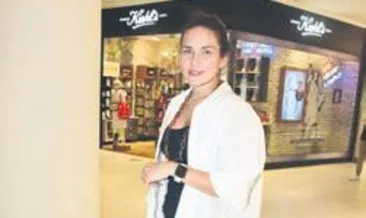 Tektaşını kendi aldı