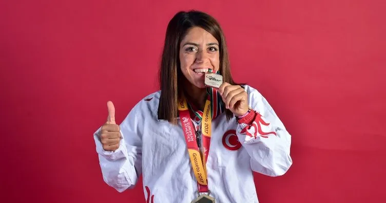 Tokyo Olimpiyatları’nda kadınlar 20 kilometre yürüyüş yarışında Meryem Bekmez 22, Ayşe Tekdal 39, Evin Demir ise 41. oldu