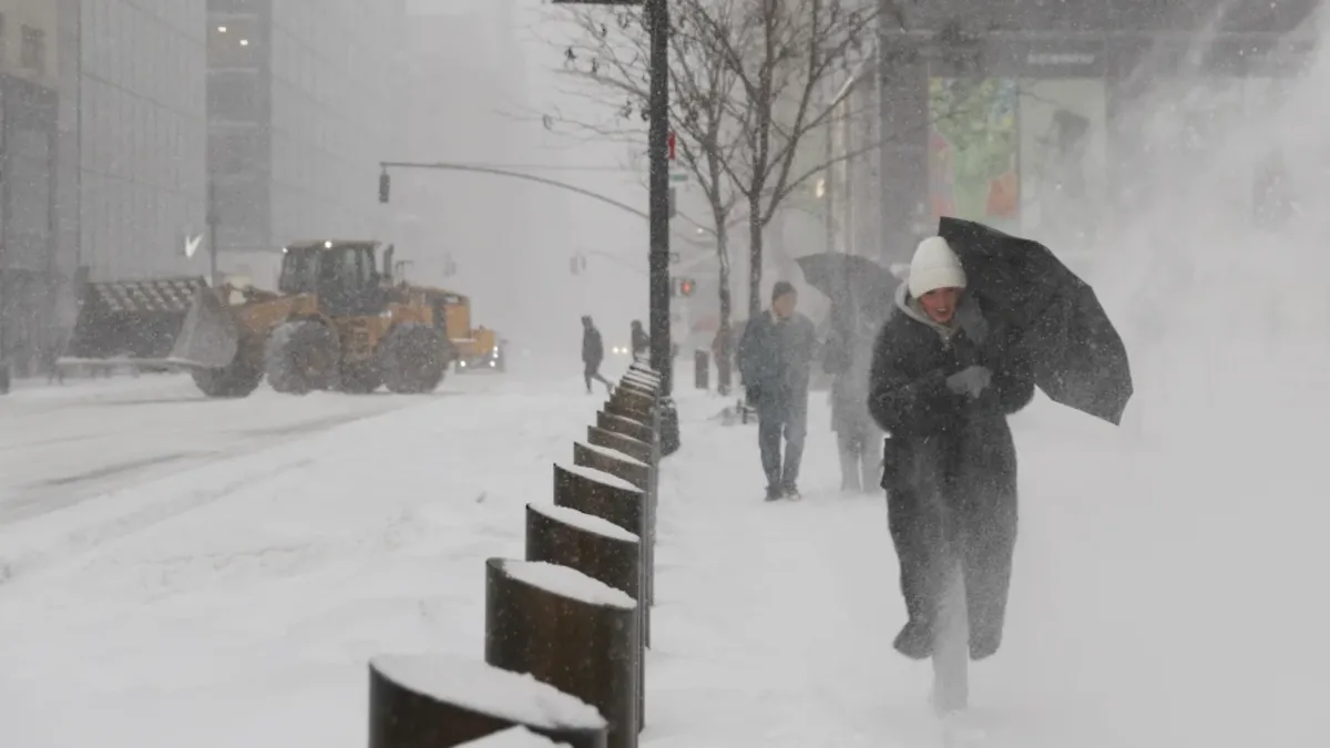 ABD’yi buz kesti: Kar fırtınası ve aşırı soğukta b…