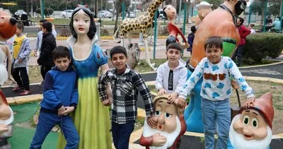 Şanlıurfa’daki Oyuncak Müzesi’nde çocuklar doyasıya eğleniyor