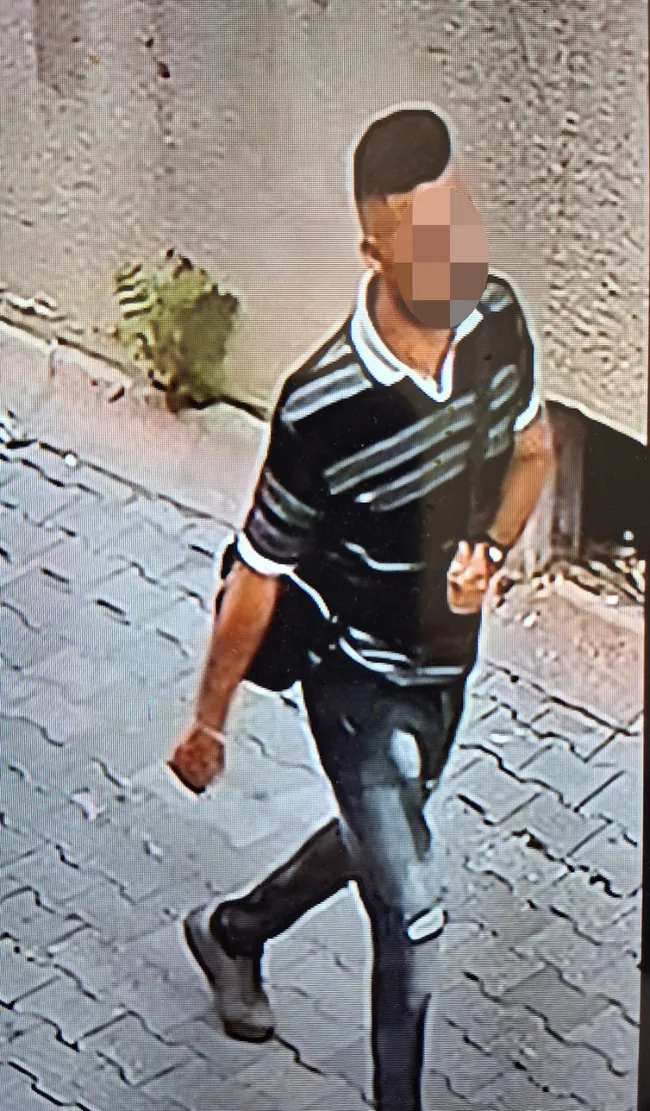 5-yasindaki-cocuga-cinsel-saldiri-250-kamera-incelenip-saklandigi-adreste-yakalandi-1755585134005.jpg Konya’da iğrenç olay! 5 yaşındaki kız çocuğunu istismar etti: 250 kamera dakika dakika izlendi ve…