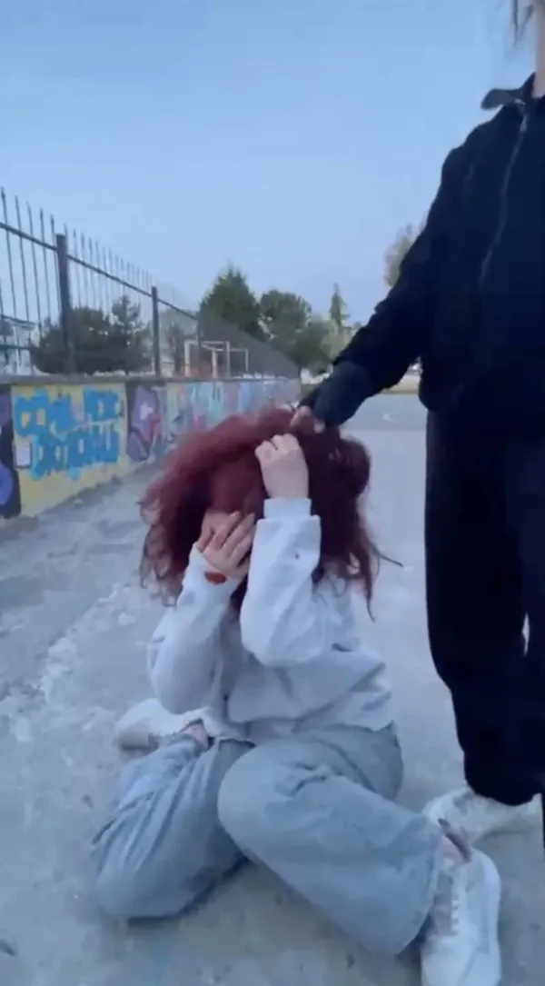 okul-bahcesinde-darbedip-video-cekmislerdi-samsunda-akran-zorbaligina-5-tutuklama-1778084169260.jpg