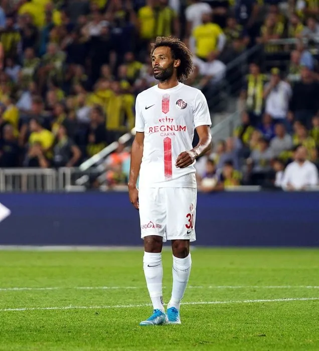 Transferde son dakika: Rıdvan Dilmen'den Fenerbahçe'ye golcü itirafı! O ismi hayalinde görür