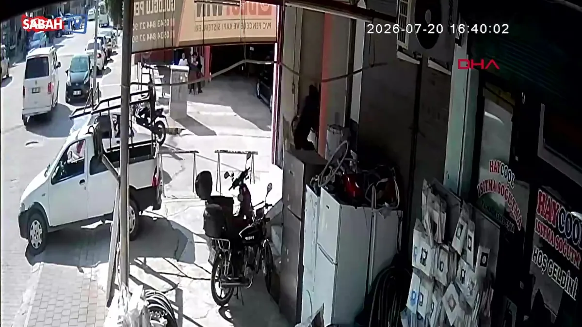 PVC ustası kurşunlanarak öldürüldü! Sebebi ise ağabeyinin borçlarıymış.. 16 yaşındaki tetikçi tutuklandı | Video videosunu izle PVC ustası kurşunlanarak öldürüldü! Sebebi ise ağabeyinin borçlarıymış.. 16 yaşındaki tetikçi tutuklandı | Video videosunu izle