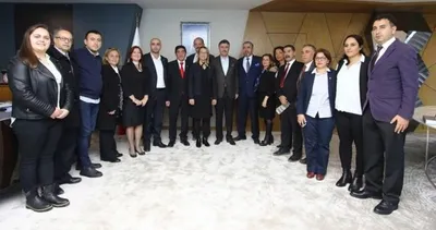 Bayraklı CHP’de deprem