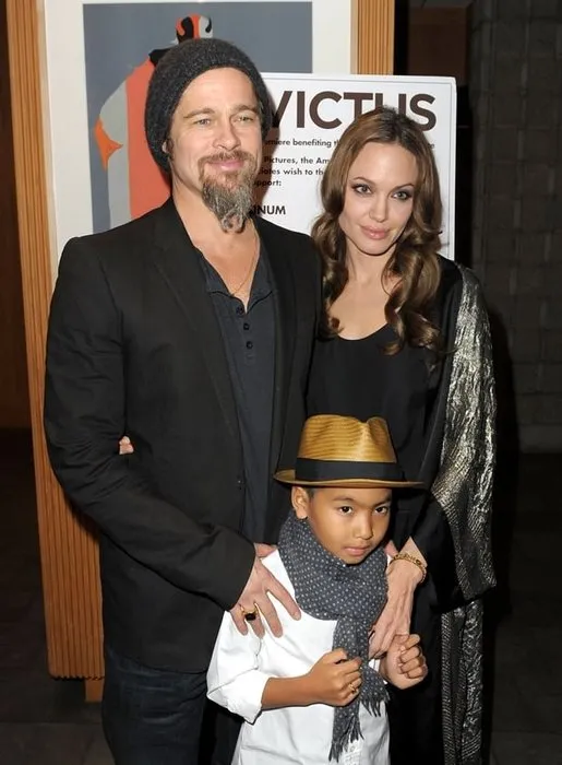 Angelina Jolie ve Brad Pitt boşanmasında bir ilk