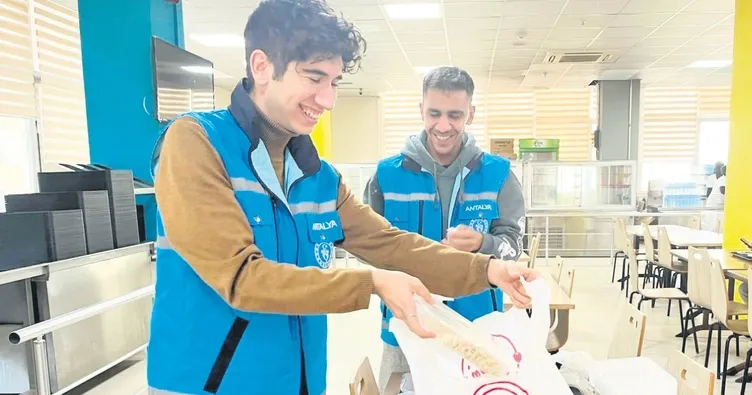 Yurtta pişer komşuya da düşer