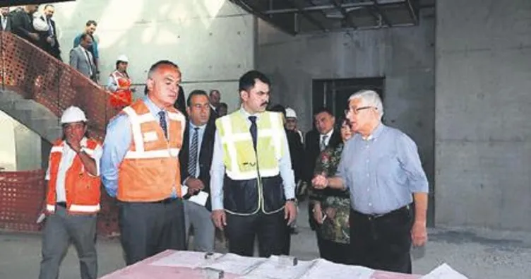 İki bakan birlikte CSO’yu inceledi