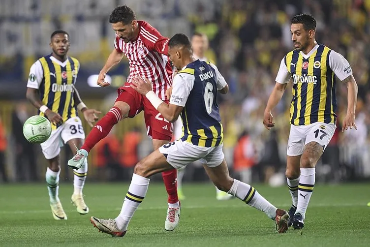 Son dakika haberi: Fenerbahçe elendi, taraftar çıldırdı! İsmail Kartal’a şok tepki...