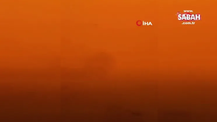Libya'da gökyüzünün rengi turuncuya döndü