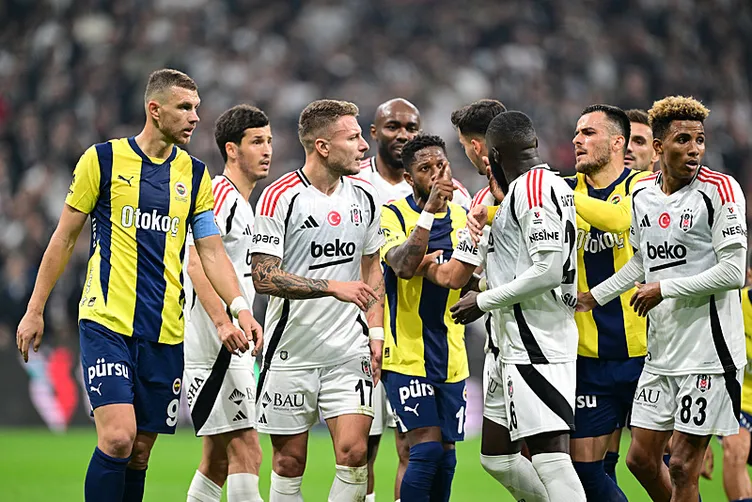 Son dakika haberi: Dirk Kuyt, Fenerbahçe’den transferini yapıyor! Görüşmeler başladı...