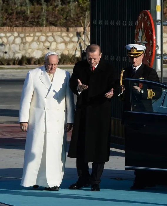 Papa’nın Türkiye övgüsü dış basında