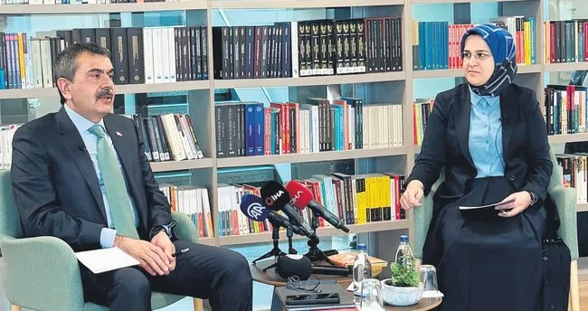 Milli müfredatımızla dünyaya örnek olacağız