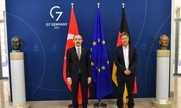 Ticaret Bakanı Muş, Almanya Ekonomi Bakanı Habeck ile bir araya geldi